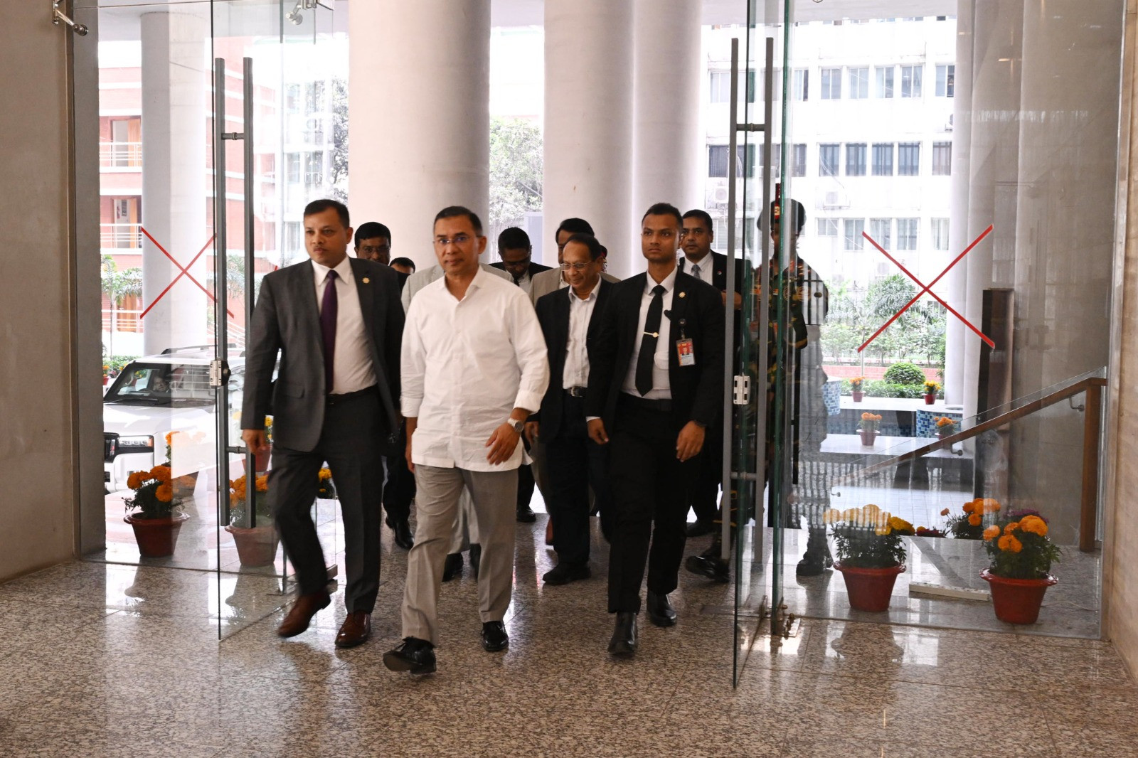 অফিস করলেন নবনিযুক্ত প্রধানমন্ত্রী তারেক রহমান